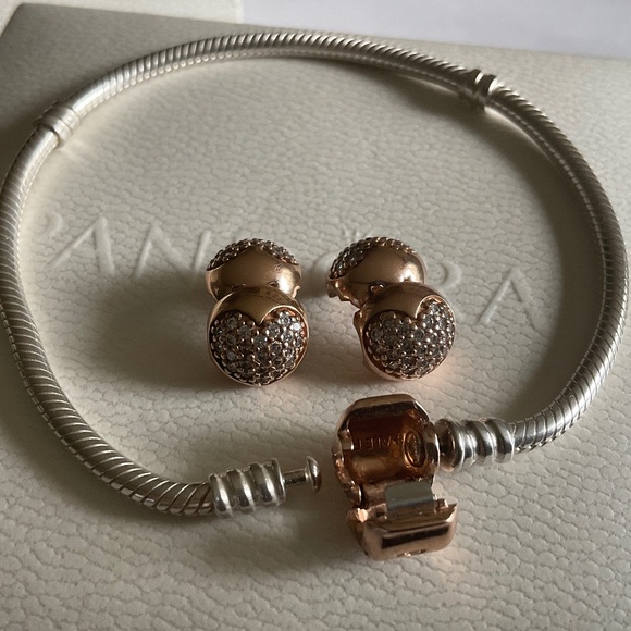 Pandora rose gold clasp bracelet with two clasps - Picture 4 of 5